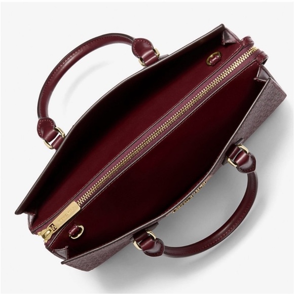 Michael Kors Sheila Medium Signature Logo
Metallic Satchel Crossbody - Picture 6 of 12